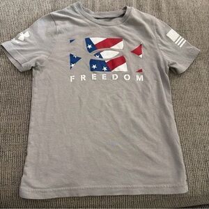 Under Armour Gray Short-Sleeve SoftTee Red White Blue Freedom USA Flag Patriotic
